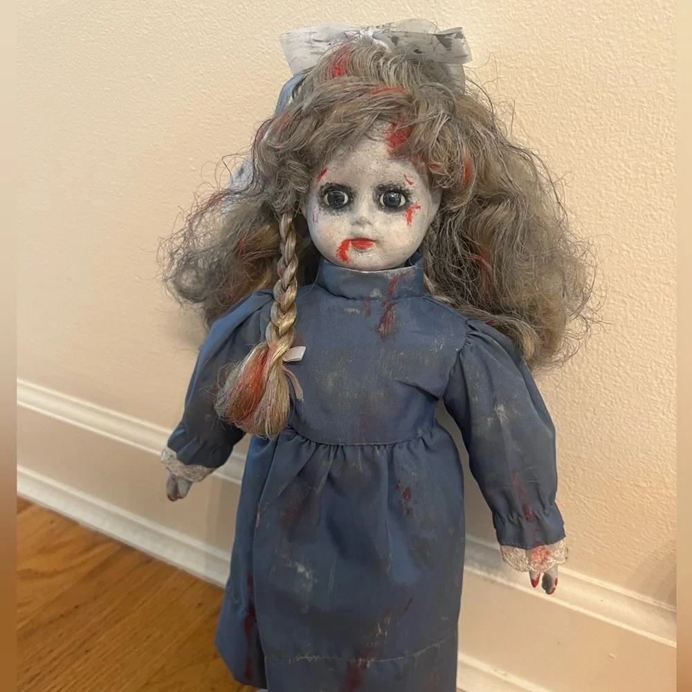 Halloween creepy porcelain doll